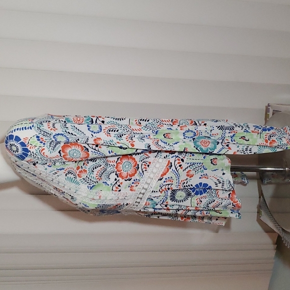 RED CAMEL Women's White Lacey Floral Long-Sleeve Flowy Boho Crop Top. EUC-Sz M - Picture 4 of 14